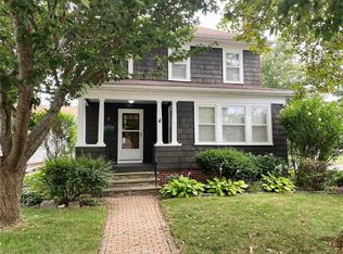 3 Lotus Pl, Providence, RI 02908