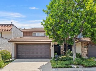 748 Galaxy Heights Dr, La Canada Flintridge, CA 91011