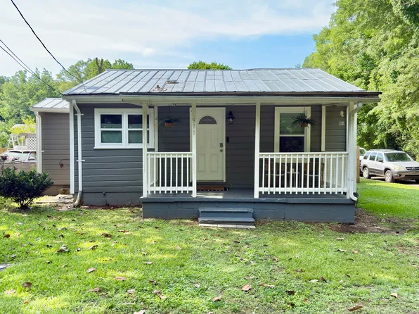 911 Henderson Ext, Athens, GA 30606