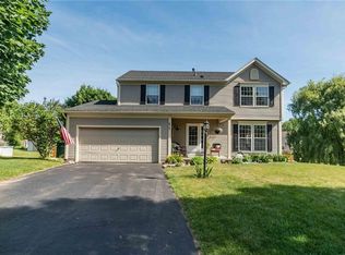 613 Smugglers Cv, Macedon, NY 14502