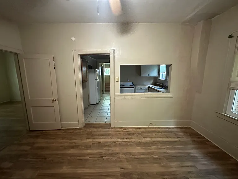 414 Kentucky Ct — Photo 4