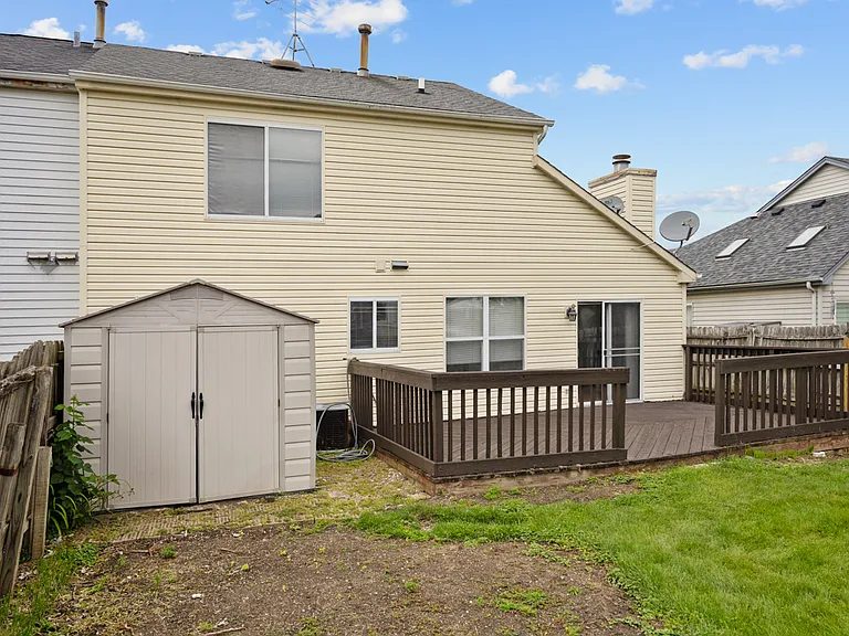 1127 Ashbrook Dr — Photo 24