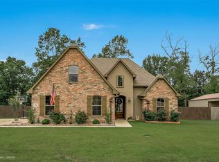 1206 Dry Crk, Haughton, LA 71037