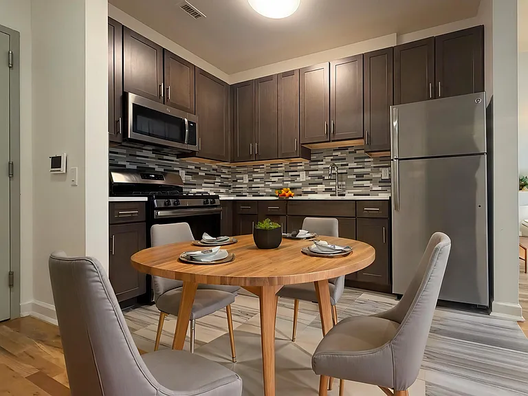 799 Jefferson Ave #4B — Photo 3