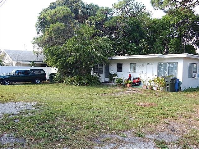 1st image of 3467 NE 13th Ave