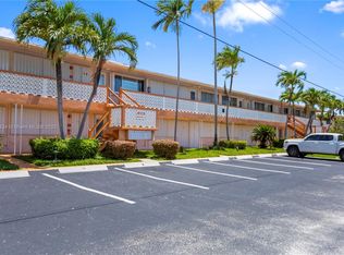 1030 SW 11th St APT 8M, Hallandale, FL 33009