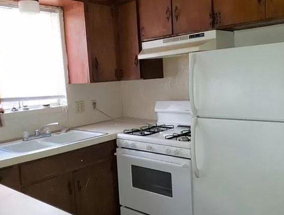5th image of 504 1st St APT A