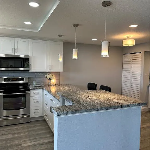 12500 Capri Cir N #401 — Photo 10