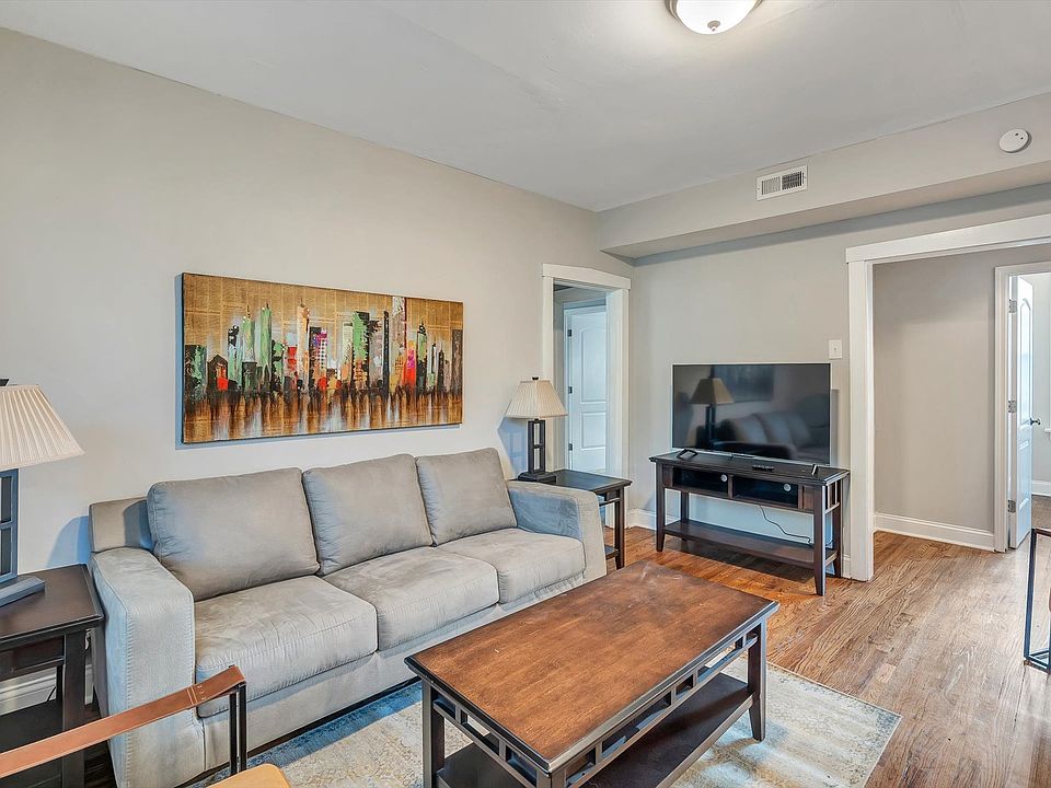 1st image of 3104 Gurney Ave APT 2S