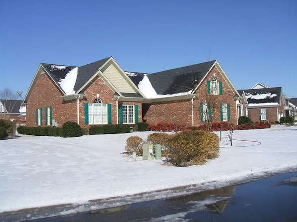 209 Saint Thomas Rd, Fayetteville, NC 28311