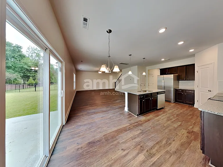 5908 Hagar Valley Dr — Photo 4