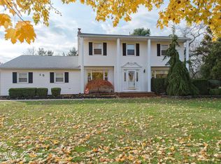 15 Parkside Ave, Freehold, NJ 07728
