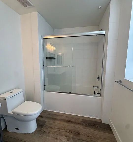 919 S Harvard Blvd #205 — Photo 9