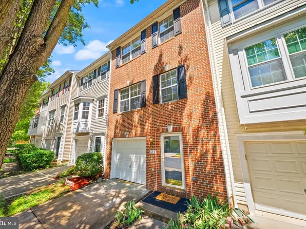 510 Sparkleberry Ter NE, Leesburg, VA 20176