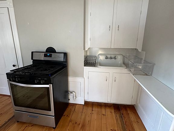 5th image of 487-493 Fairmount St