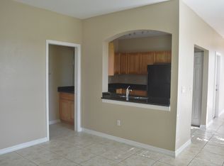 104 Williams Ct, Palm Springs, FL 33461