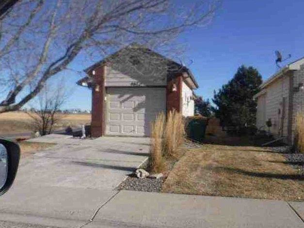 1st image of 467 Lilac Ave