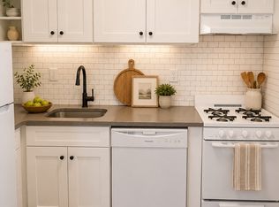 55 N Sloan St #E-15, Philadelphia, PA 19104