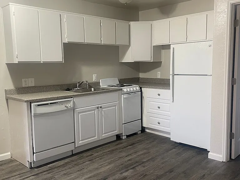 4450 E Pikes Peak Ave #235 — Photo 4