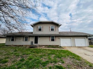 3637 W Watkins St APT A, Springfield, MO 65802