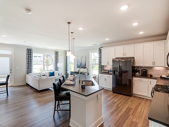 These photos are representative of this floor plan, but all options may not be available in every co