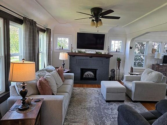 2nd image of 1719 Arizona AVENUE