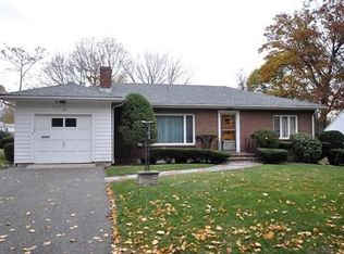 135 Radcliffe Rd, Belmont, MA 02478