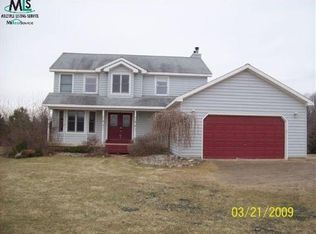 4430 S Mill Rd, Dryden, MI 48428