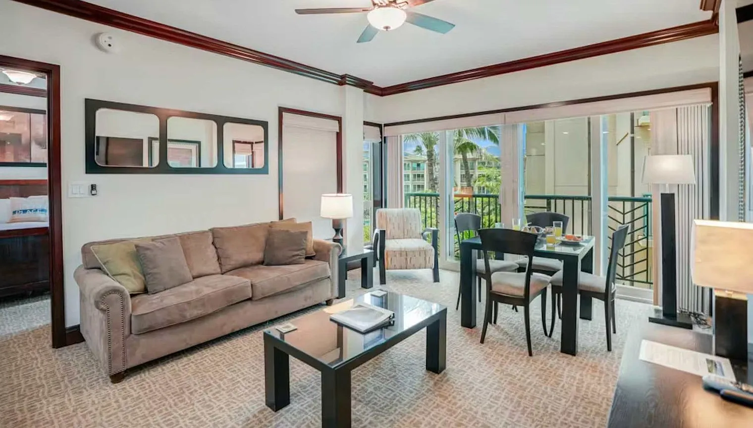 1 bed, 2.0 bath, 839 sqft, $22,880 — Photo 2