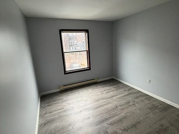 5th image of 353 S 6th St #2A