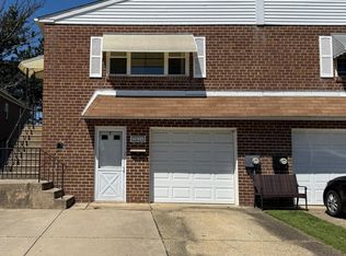 7914 Farnsworth St, Philadelphia, PA 19152 | MLS #PAPH2534952 | Zillow