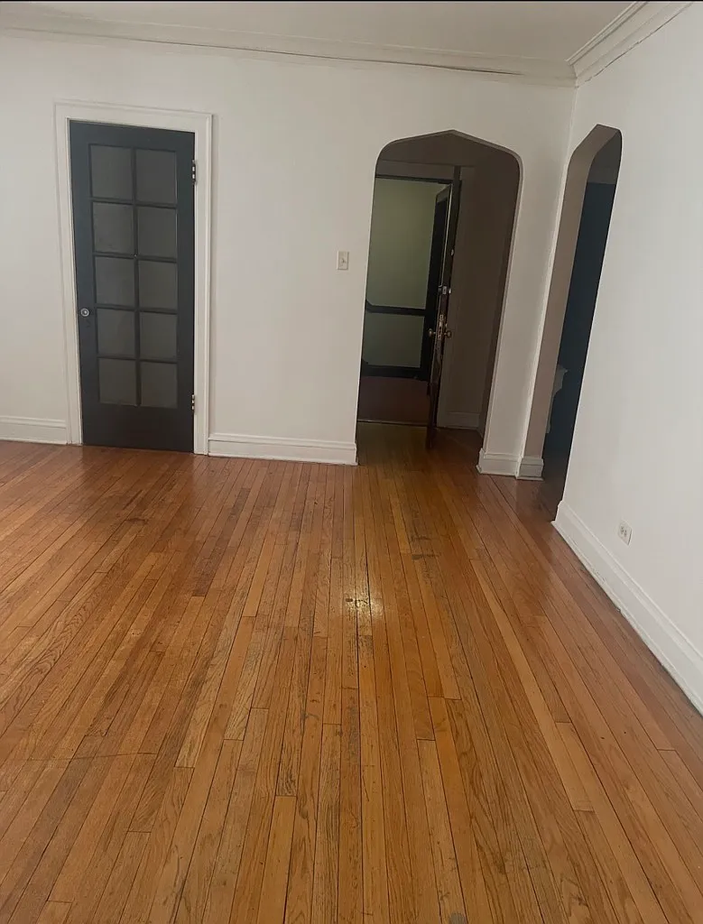 Charming 1-Bedroom Condo in Washington Heights, Chicago — Photo 1