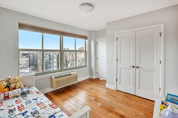 Rented by Compass | media 31