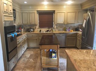 2485 Gladys Ave, Beaumont, TX 77702