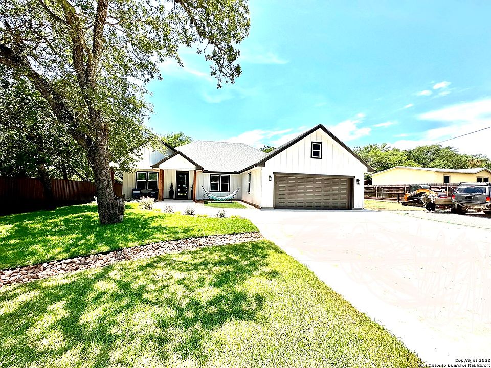 1st image of 28856 Waterview