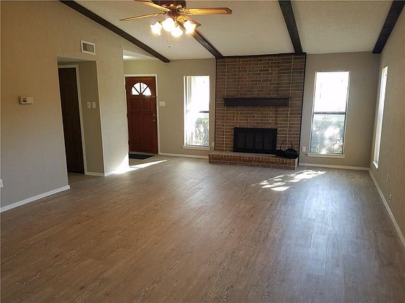 4th image of 761 Holly Oak Dr