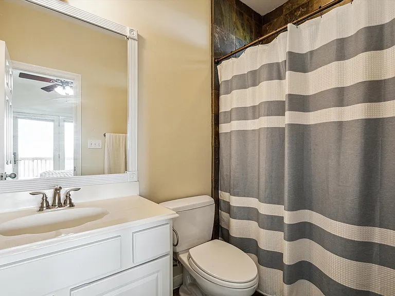 4015 Warchest Ct — Photo 26