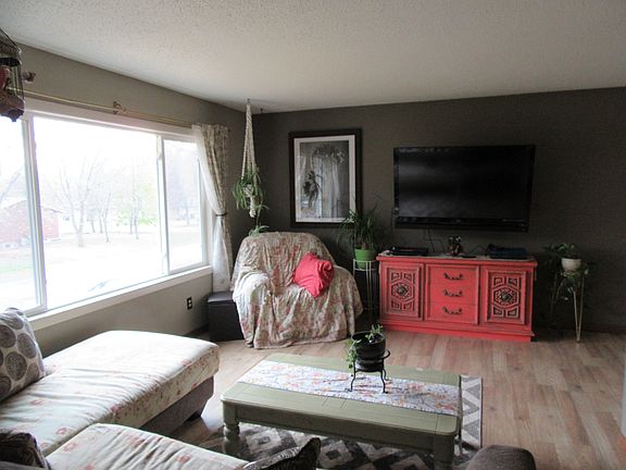 3rd image of 5 Buckskin Blvd SE