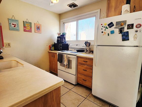 4th image of 22 Anton Road #A