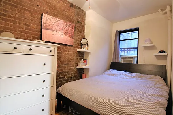 Rented by JK Dansar Corp | media 18