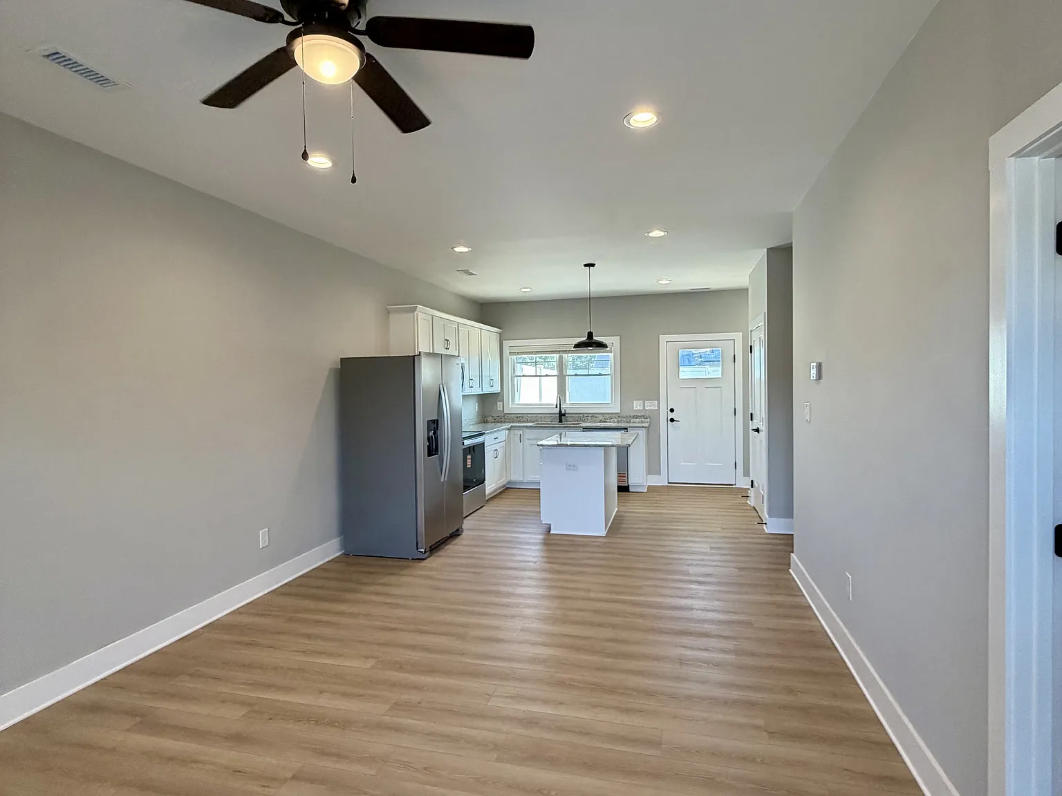 77 Shelor Dr — Photo 2