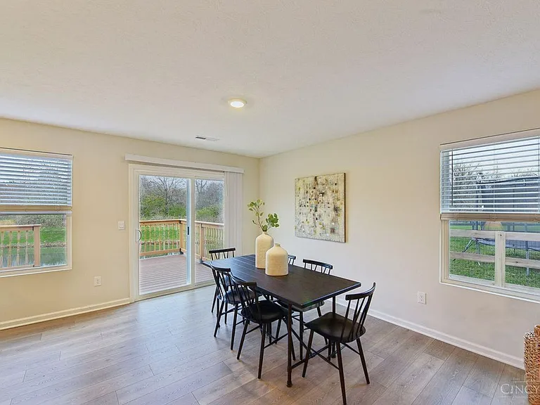 5001 Lakeview Dr — Photo 11