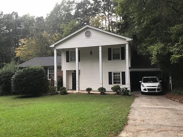 Front with covered patio