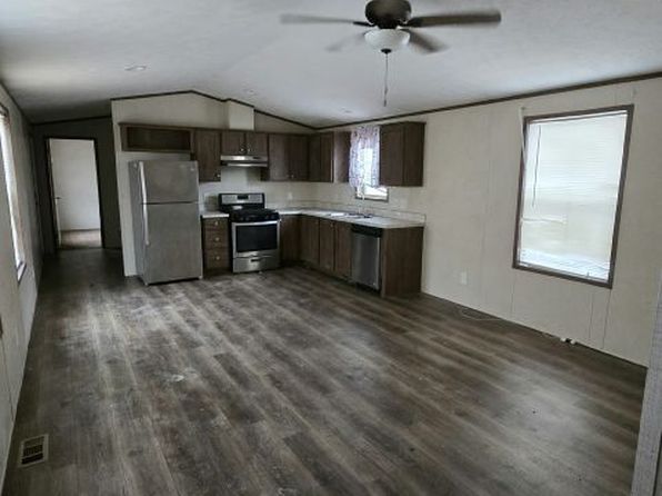 8 Aster Ln #8A, Howell, NJ 07731