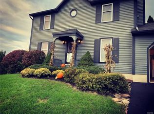 7103 Coventry Rd S, East Syracuse, NY 13057