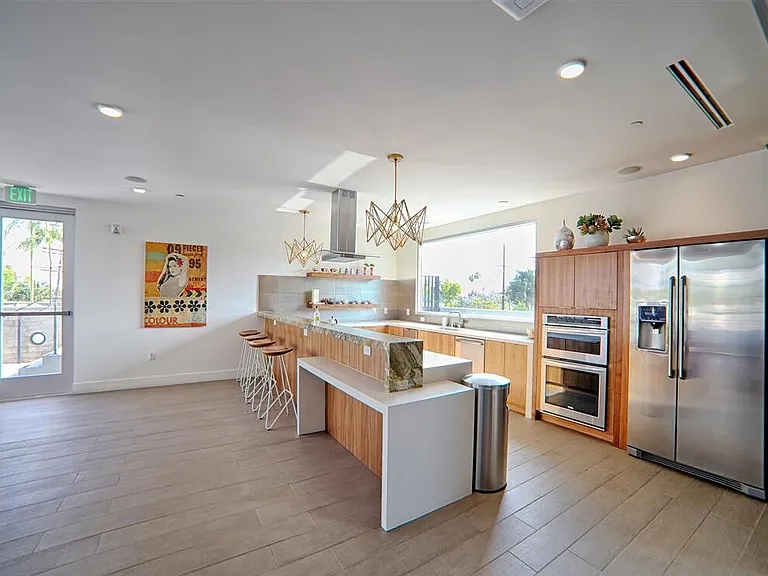 Angelene Apartments — Photo 10