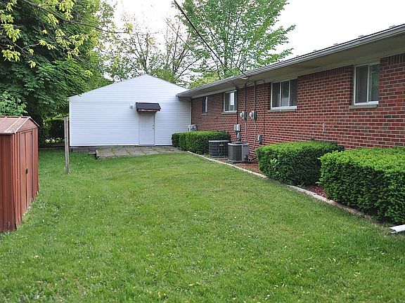 2nd image of 406 E La Salle Ave