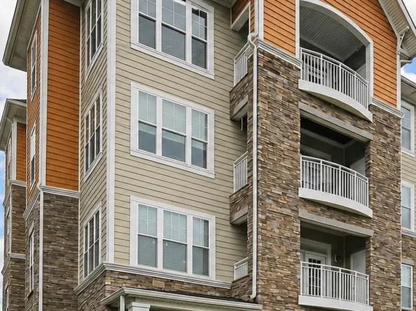 11 Clay Lodge Ln Unit 101, Baltimore, MD 21228
