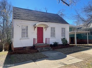 1017 Riverview Dr, Jackson, MS 39202