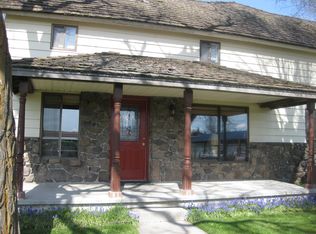 523 NW Cole Ave, Wilbur, WA 99185